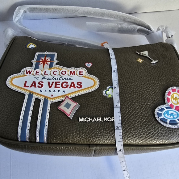Michael Kors Olive Green Las Vegas Carmela Crossbody NWT - Picture 13 of 13